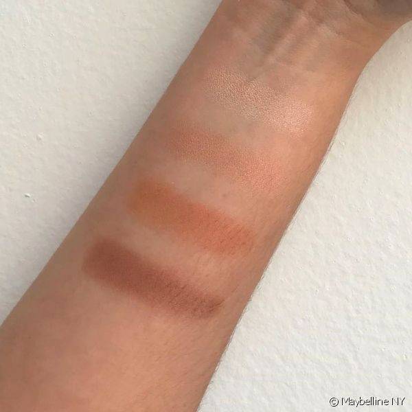 O efeito das cores da paleta Master Bronze na pele é bem poderoso e perfeito para um visual bronzeado na medida certa (Foto: Maybelline NY)
